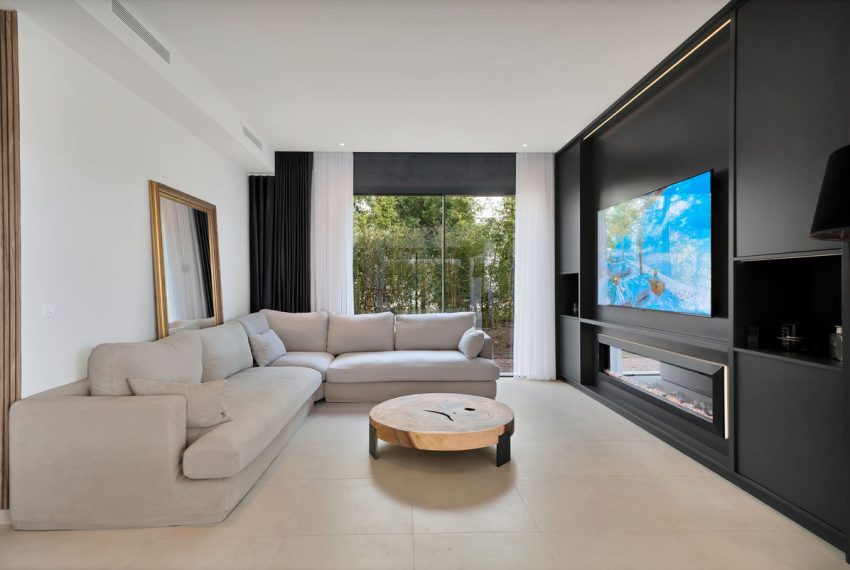 R4839979-Villa-For-Sale-La-Cala-Golf-Detached-4-Beds-538-Built-11