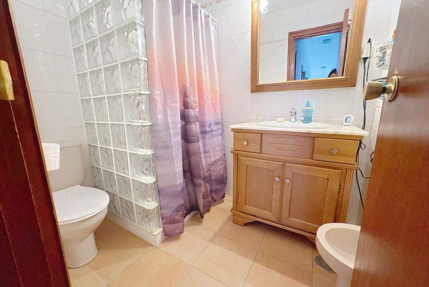 R4841119-Villa-For-Sale-Estepona-Semi-Detached-5-Beds-271-Built-19