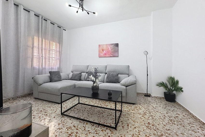 R4841119-Villa-For-Sale-Estepona-Semi-Detached-5-Beds-271-Built-7