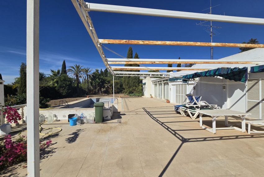 R4856941-Villa-For-Sale-Marbella-Detached-6-Beds-450-Built-8
