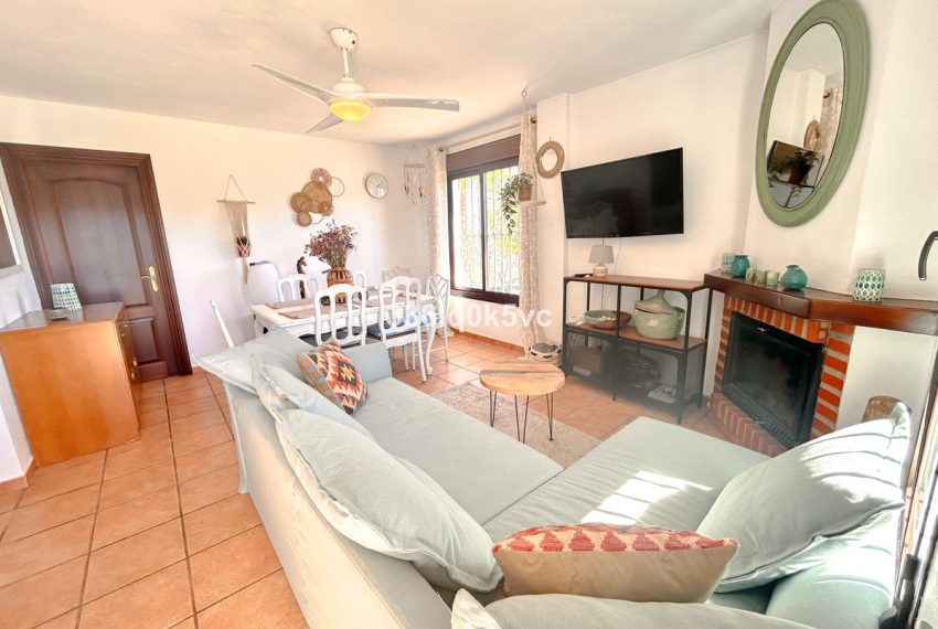 R4870114-Villa-For-Sale-Monda-Finca-2-Beds-99-Built-17