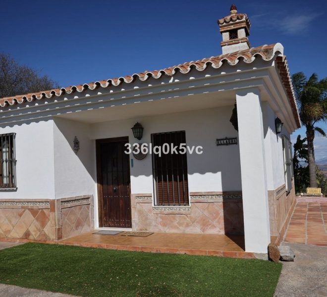 R4870114-Image 1-Finca - 2 Beds - 99 Built