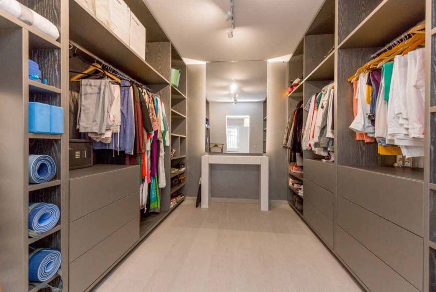 R4873438-Villa-For-Sale-Rio-Real-Detached-6-Beds-900-Built-18