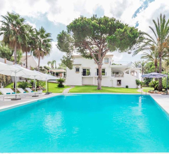 R4873438-Image 1-Detached - 6 Beds - 900 Built