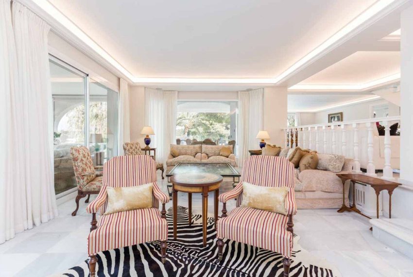 R4873438-Villa-For-Sale-Rio-Real-Detached-6-Beds-900-Built-9