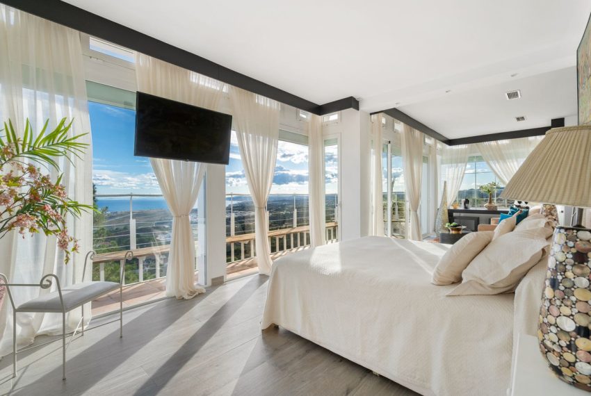 R4875148-Villa-For-Sale-Estepona-Detached-7-Beds-750-Built-18