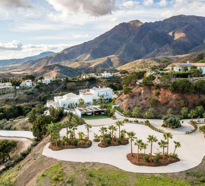 R4875148-Image 1-Detached - 7 Beds - 750 Built