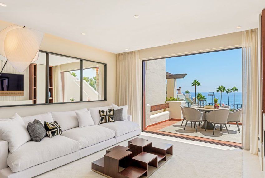 R4875964-Apartment-For-Sale-New-Golden-Mile-Penthouse-3-Beds-154-Built-16