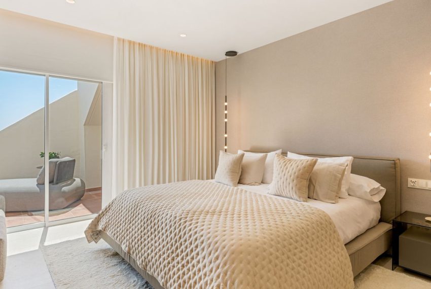 R4875964-Apartment-For-Sale-New-Golden-Mile-Penthouse-3-Beds-154-Built-19