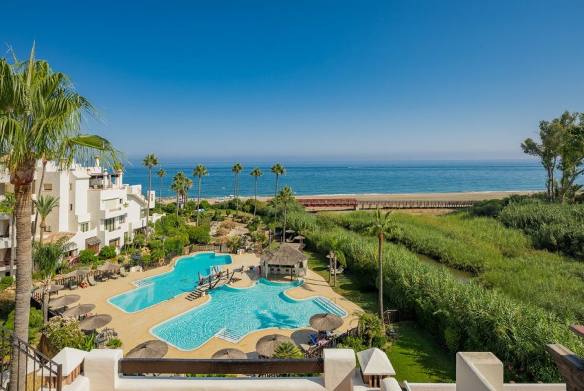 R4875964-Apartment-For-Sale-New-Golden-Mile-Penthouse-3-Beds-154-Built