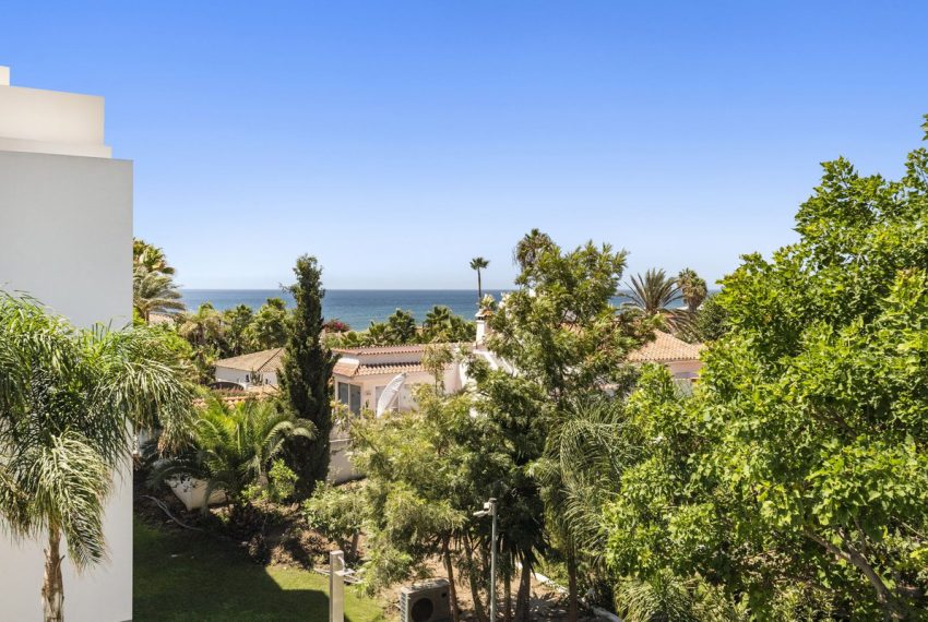 R4880101-Villa-For-Sale-Costabella-Detached-6-Beds-560-Built-17