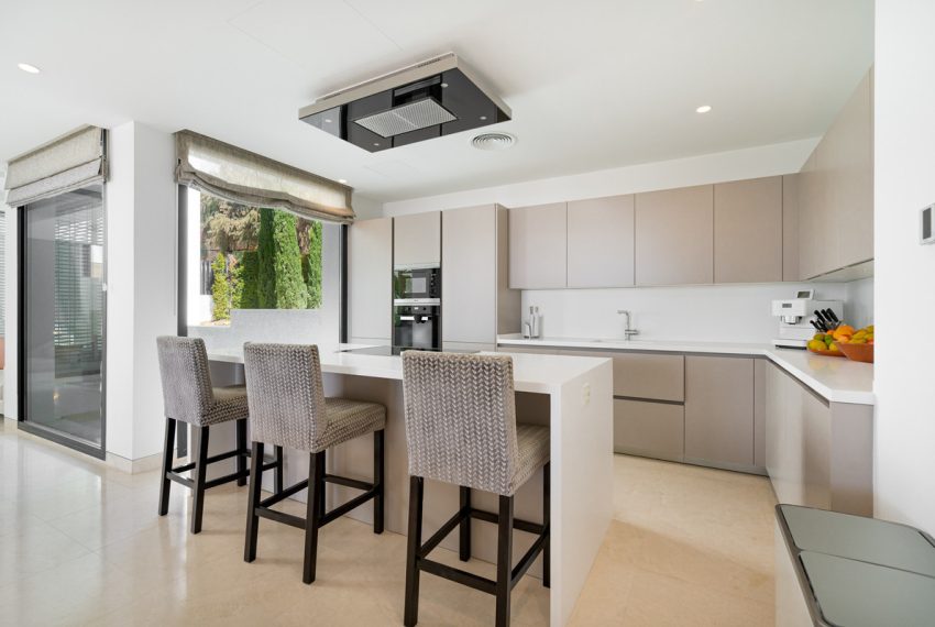 R4882597-Villa-For-Sale-Benahavis-Detached-5-Beds-625-Built-11