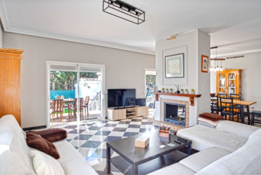 R4883866-Villa-For-Sale-Marbella-Detached-5-Beds-430-Built-10