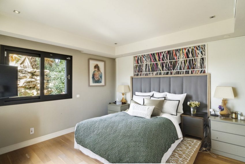 R4885501-Villa-For-Sale-The-Golden-Mile-Detached-5-Beds-573-Built-4