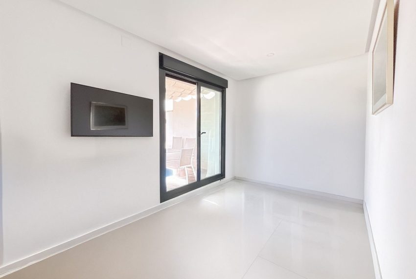 R4886854-Apartment-For-Sale-Marbella-Penthouse-Duplex-4-Beds-139-Built-14