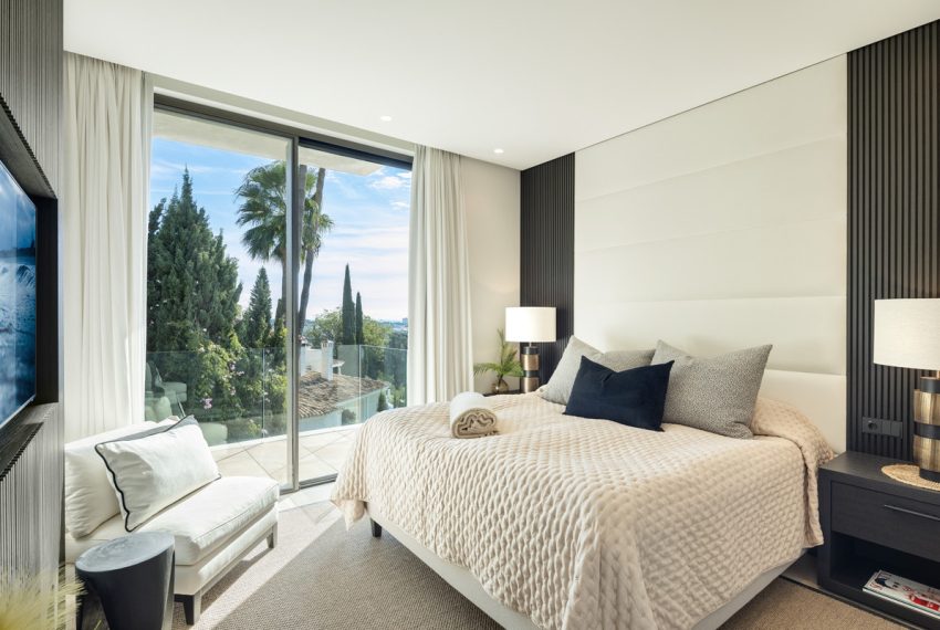 R4888126-Villa-For-Sale-La-Quinta-Detached-6-Beds-630-Built-14