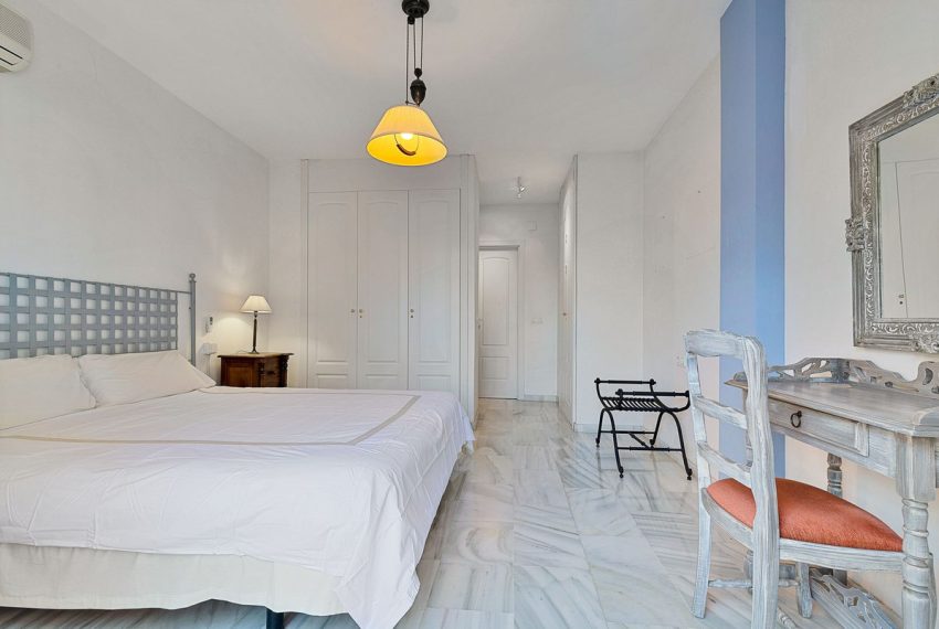 R4890271-Townhouse-For-Sale-San-Pedro-de-Alcantara-Terraced-3-Beds-157-Built-9