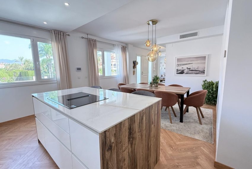 R4896514-Villa-For-Sale-La-Cala-de-Mijas-Detached-5-Beds-358-Built-10