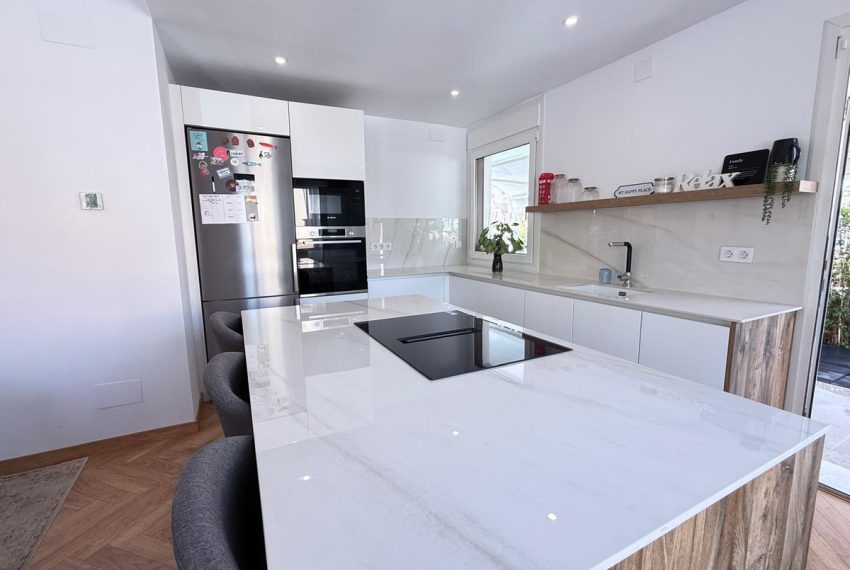 R4896514-Villa-For-Sale-La-Cala-de-Mijas-Detached-5-Beds-358-Built-8