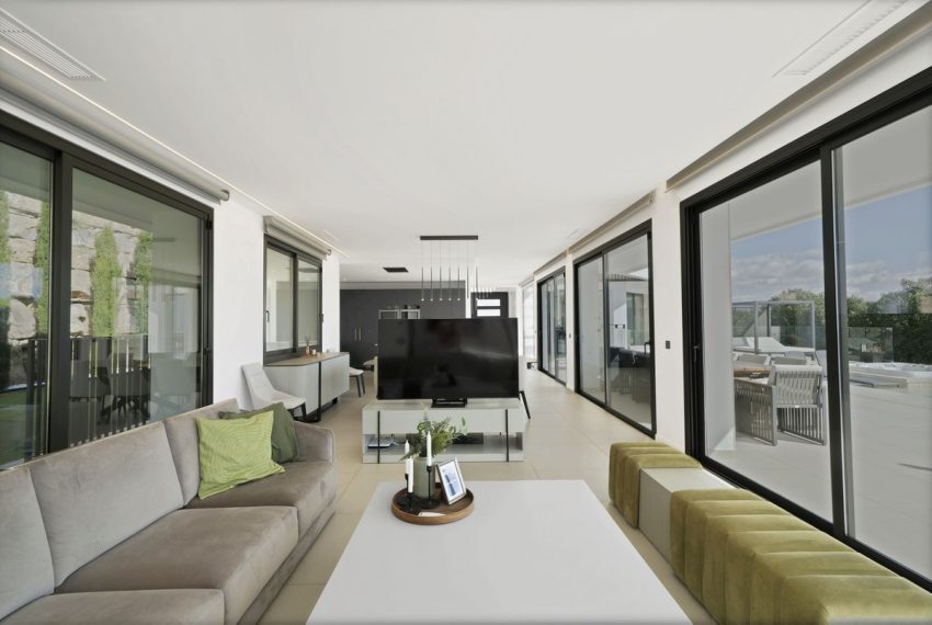 R4897822-Villa-For-Sale-Benahavis-Detached-4-Beds-780-Built-15