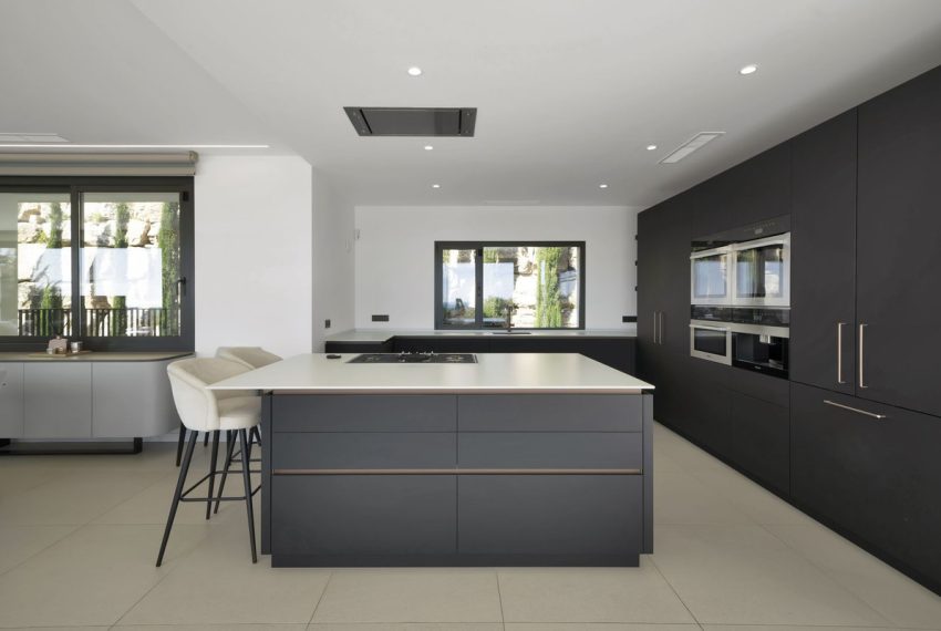 R4897822-Villa-For-Sale-Benahavis-Detached-4-Beds-780-Built-7