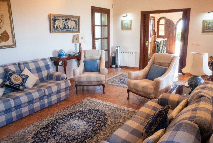 R4902142-Villa-For-Sale-Estepona-Finca-6-Beds-362-Built-14