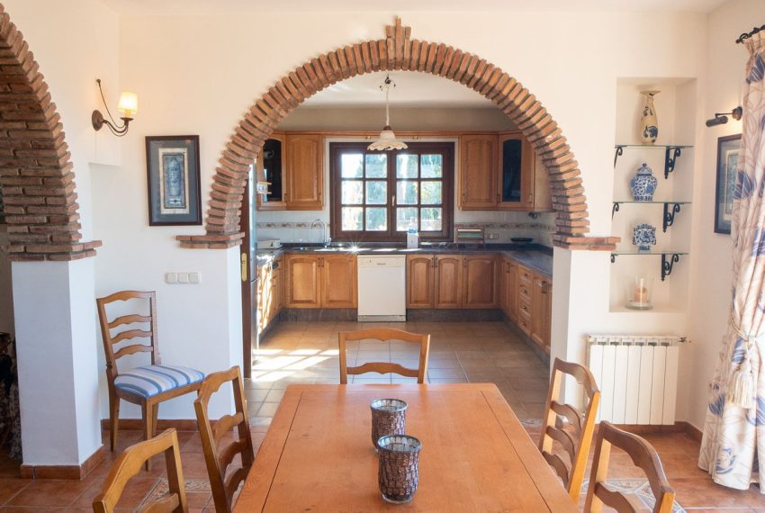 R4902142-Villa-For-Sale-Estepona-Finca-6-Beds-362-Built-15