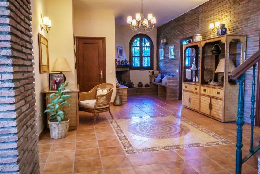 R4902142-Villa-For-Sale-Estepona-Finca-6-Beds-362-Built-19