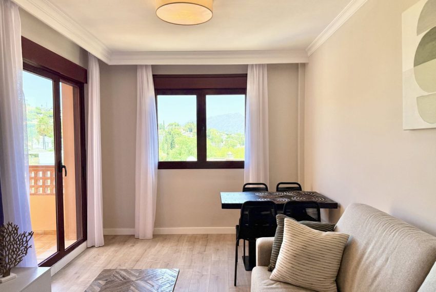 R4902145-Apartment-For-Sale-Benahavis-Penthouse-1-Beds-70-Built-1
