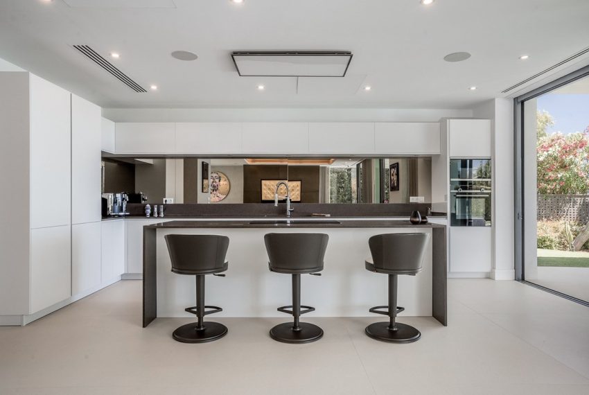 R4902823-Villa-For-Sale-The-Golden-Mile-Detached-5-Beds-868-Built-13