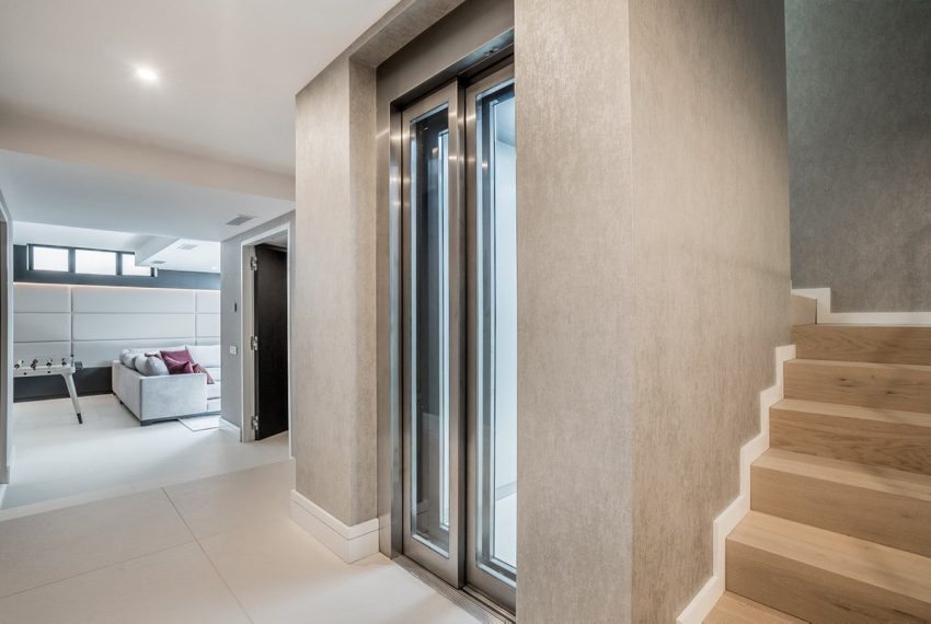 R4902823-Villa-For-Sale-The-Golden-Mile-Detached-5-Beds-868-Built-14