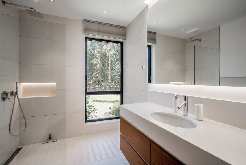 R4902823-Villa-For-Sale-The-Golden-Mile-Detached-5-Beds-868-Built-16