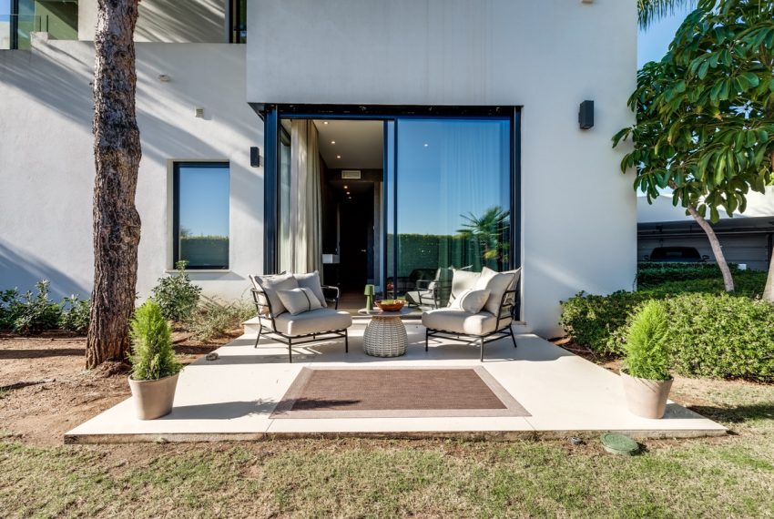 R4902823-Villa-For-Sale-The-Golden-Mile-Detached-5-Beds-868-Built-18