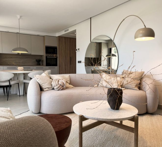 R4904974-Image 1-Penthouse - 3 Beds - 101 Built