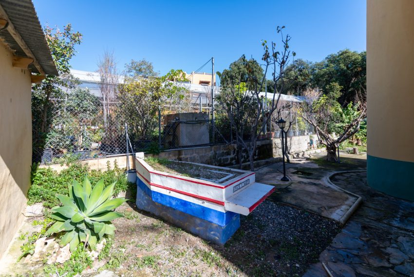 R4905580-Villa-For-Sale-Las-Chapas-Detached-4-Beds-237-Built-10