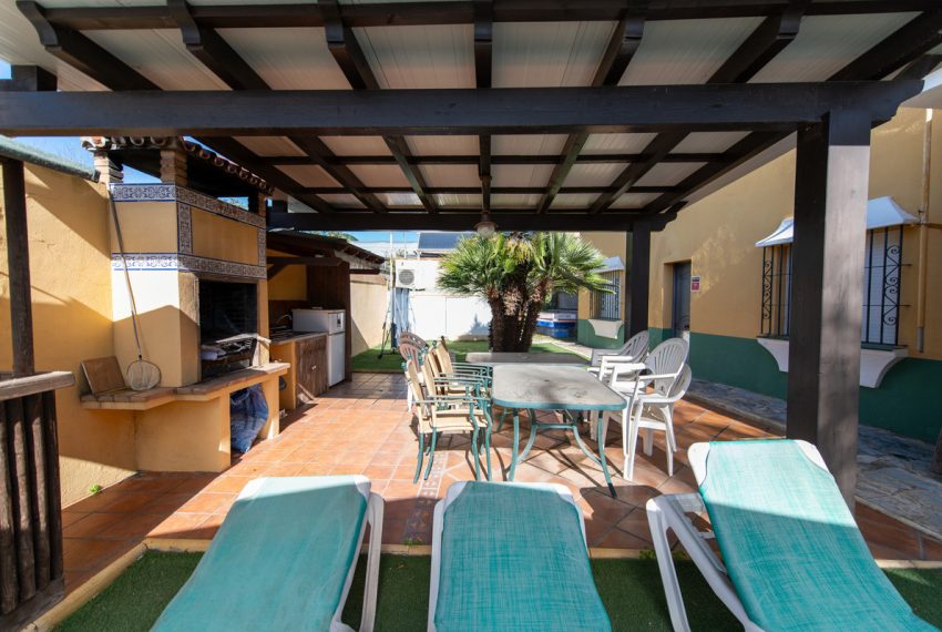 R4905580-Villa-For-Sale-Las-Chapas-Detached-4-Beds-237-Built-13
