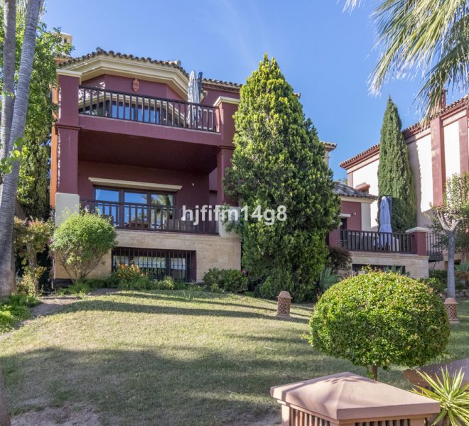 R4918387-Image 1-Detached - 6 Beds - 686 Built