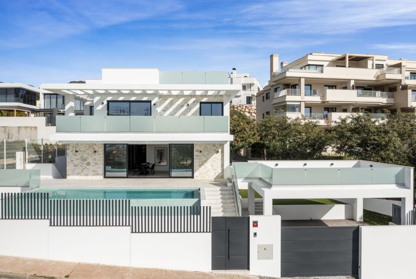 R4922095-Villa-For-Sale-La-Cala-de-Mijas-Detached-6-Beds-325-Built-2