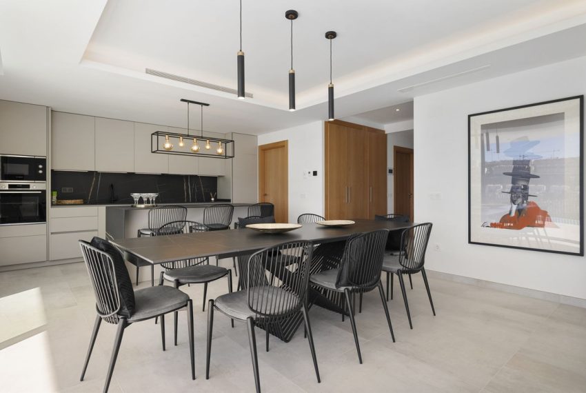 R4922095-Villa-For-Sale-La-Cala-de-Mijas-Detached-6-Beds-325-Built-3