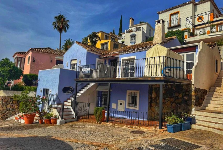 R4927306-Villa-For-Sale-La-Heredia-Detached-3-Beds-150-Built