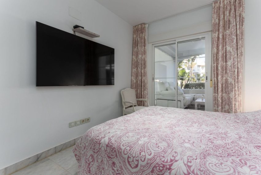 R4929973-Apartment-For-Sale-San-Pedro-de-Alcantara-Ground-Floor-5-Beds-198-Built-19