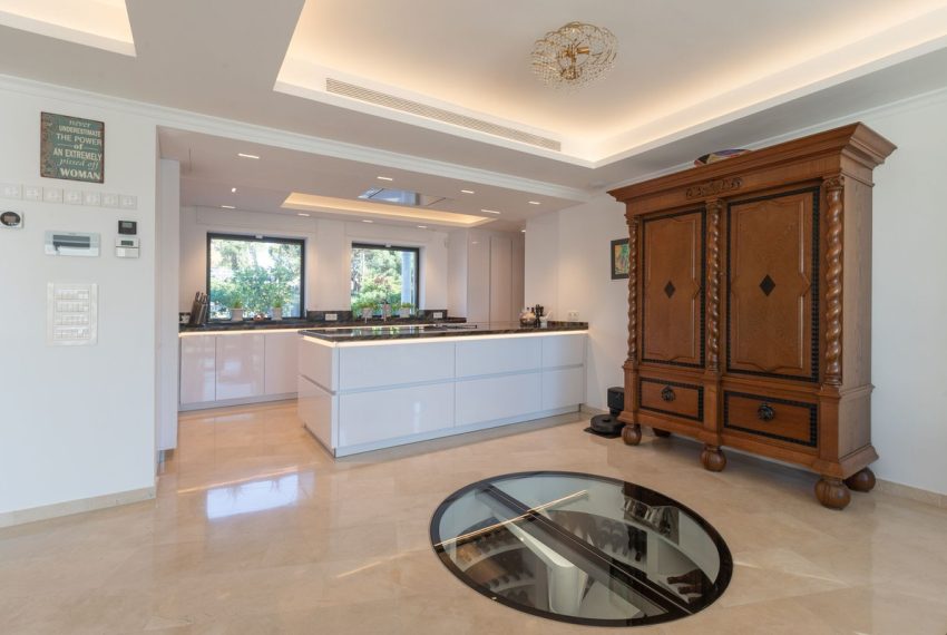 R4930954-Villa-For-Sale-Elviria-Detached-3-Beds-384-Built-7