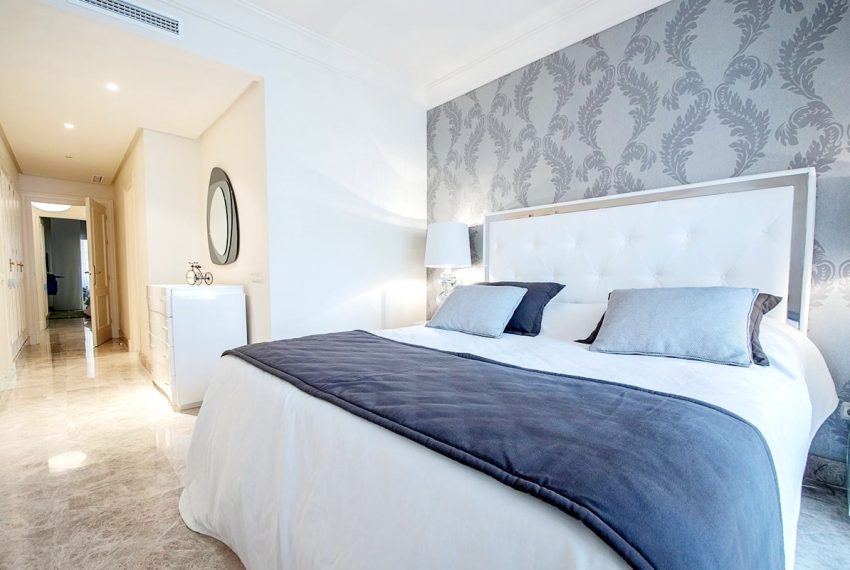 R4932208-Apartment-For-Sale-Nueva-Andalucia-Ground-Floor-2-Beds-120-Built-10