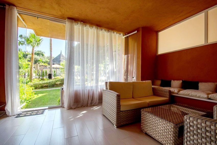 R4932208-Apartment-For-Sale-Nueva-Andalucia-Ground-Floor-2-Beds-120-Built-2