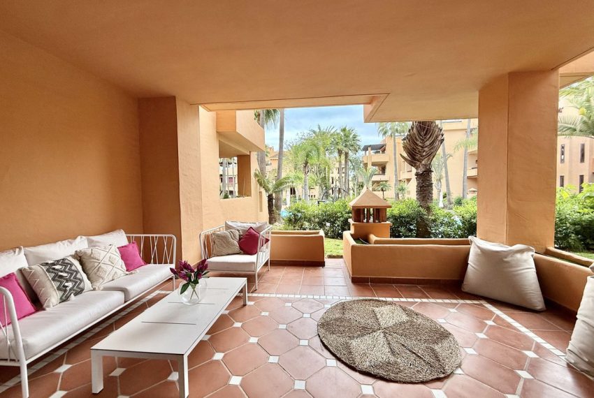 R4933408-Apartment-For-Sale-San-Pedro-de-Alcantara-Ground-Floor-3-Beds-160-Built-3