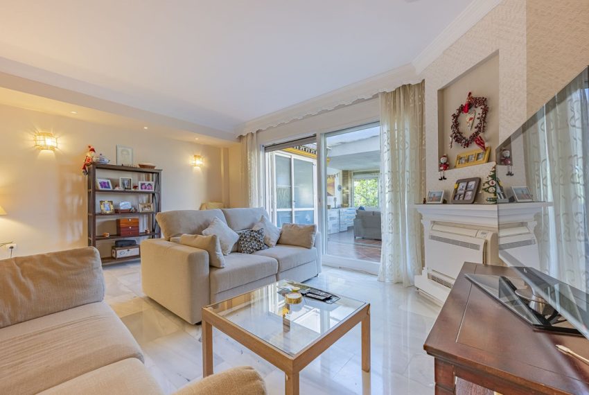 R4942186-Townhouse-For-Sale-Marbella-Semi-Detached-3-Beds-204-Built-5