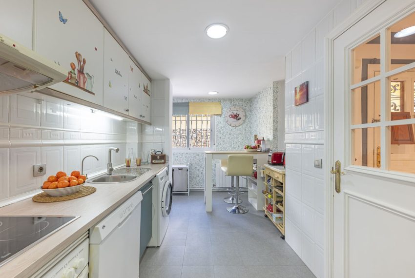 R4942186-Townhouse-For-Sale-Marbella-Semi-Detached-3-Beds-204-Built-8