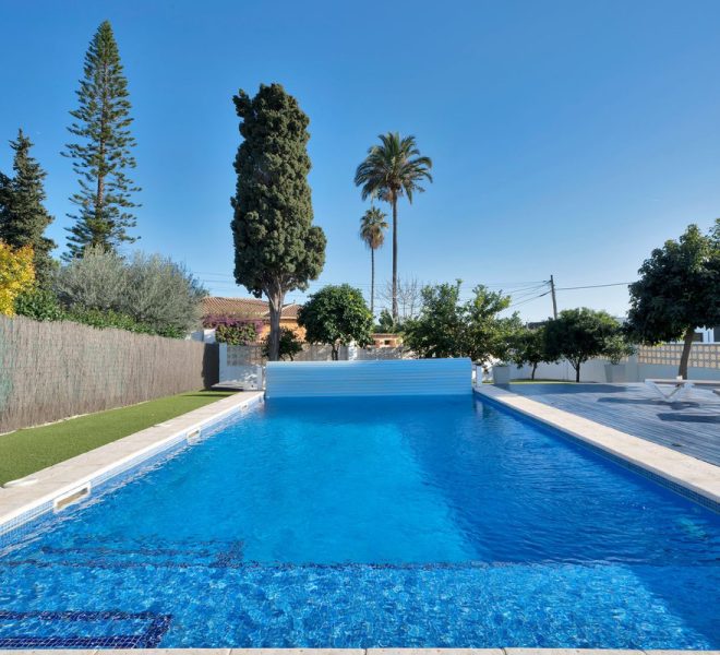 R4942390-Image 1-Detached - 4 Beds - 250 Built