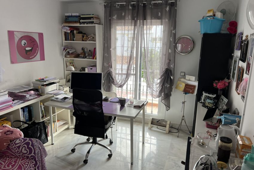 R4949734-Townhouse-For-Sale-Nueva-Andalucia-Terraced-5-Beds-220-Built-12