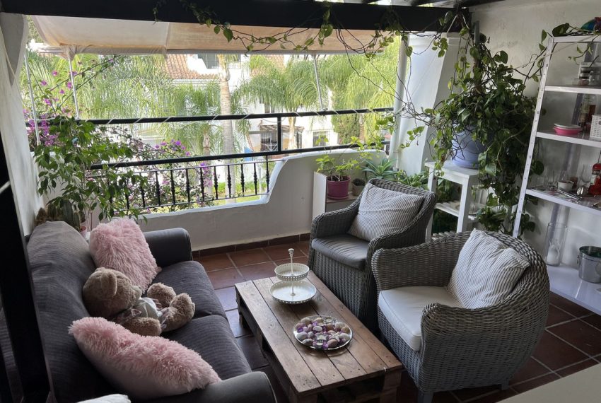 R4949734-Townhouse-For-Sale-Nueva-Andalucia-Terraced-5-Beds-220-Built-2